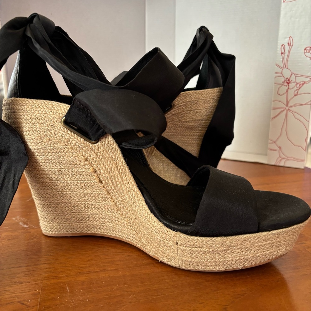 Ugg Women’s Jules Platform Wedge Ribbon Tie Espadrille Sandals Black/Beige sz 9 - Picture 7 of 16